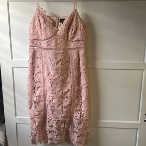 Bardot peach embroidered midi dress, spaghetti straps. Size: US 10/L. Worn once.